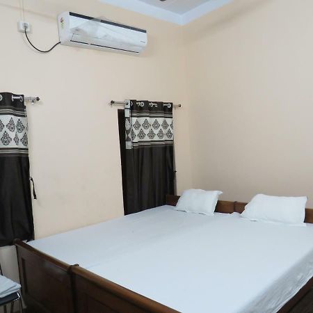 Shaw Guest House Калькутта Экстерьер фото
