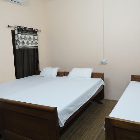 Shaw Guest House Калькутта Экстерьер фото