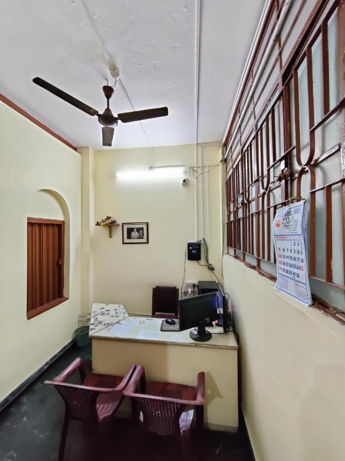 Shaw Guest House Калькутта Экстерьер фото
