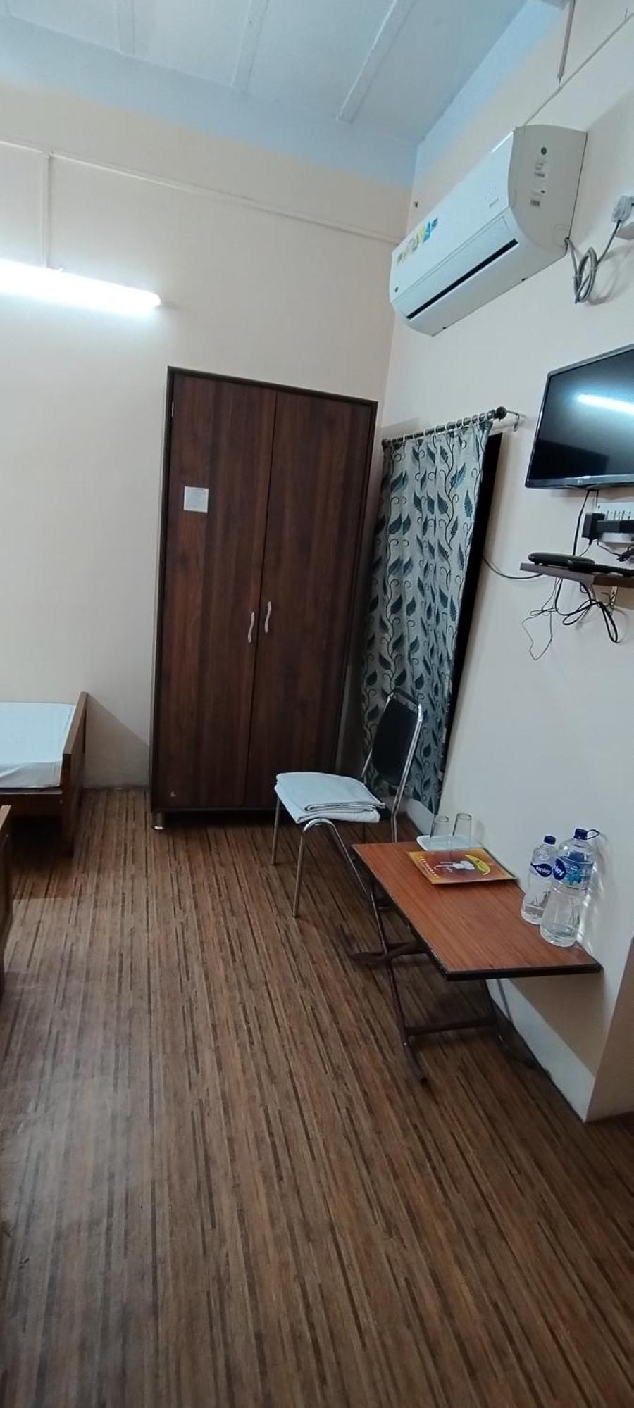 Shaw Guest House Калькутта Экстерьер фото