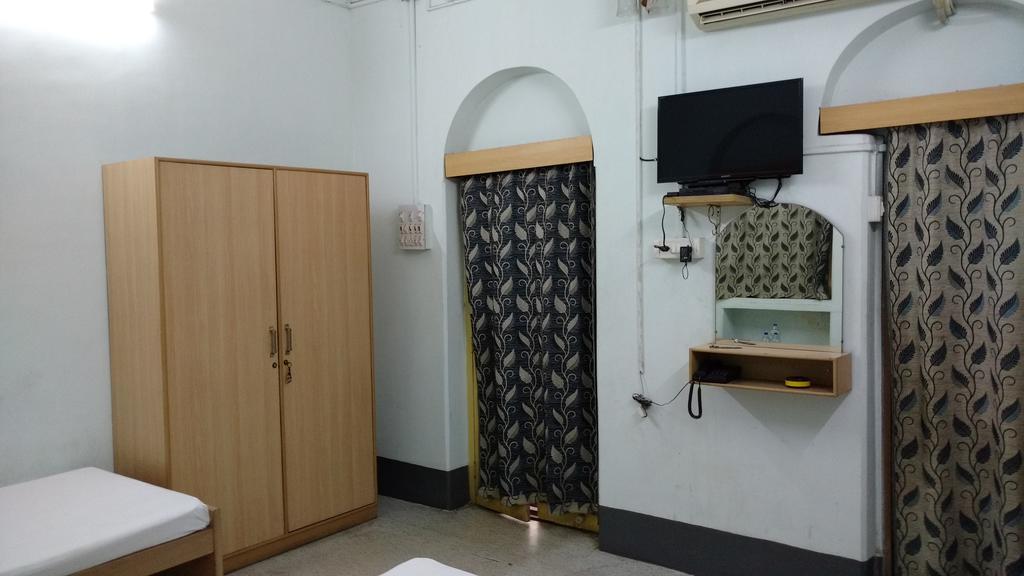 Shaw Guest House Калькутта Экстерьер фото