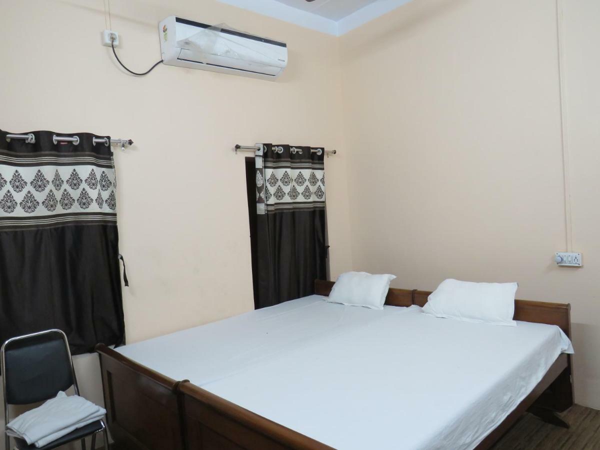 Shaw Guest House Калькутта Экстерьер фото